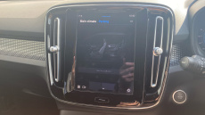 Volvo Xc40 2.0 B4P Plus Dark 5dr AWD Auto Petrol Estate